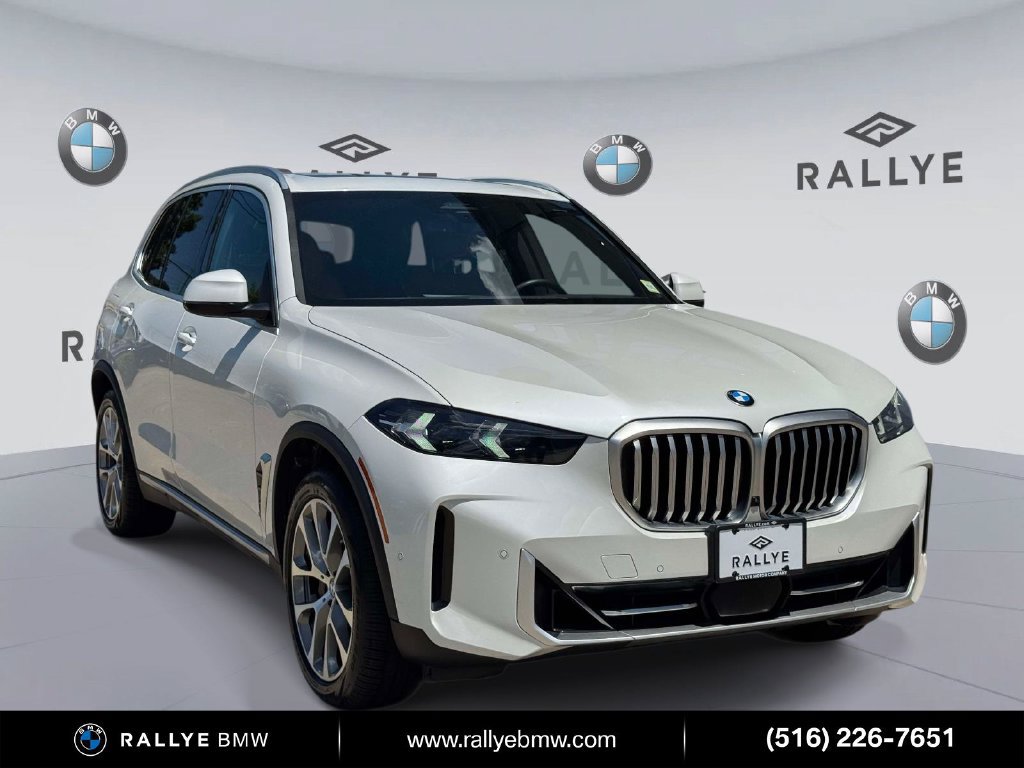 Used 2024 BMW X5 xDrive40i w/ Parking Assistance Package