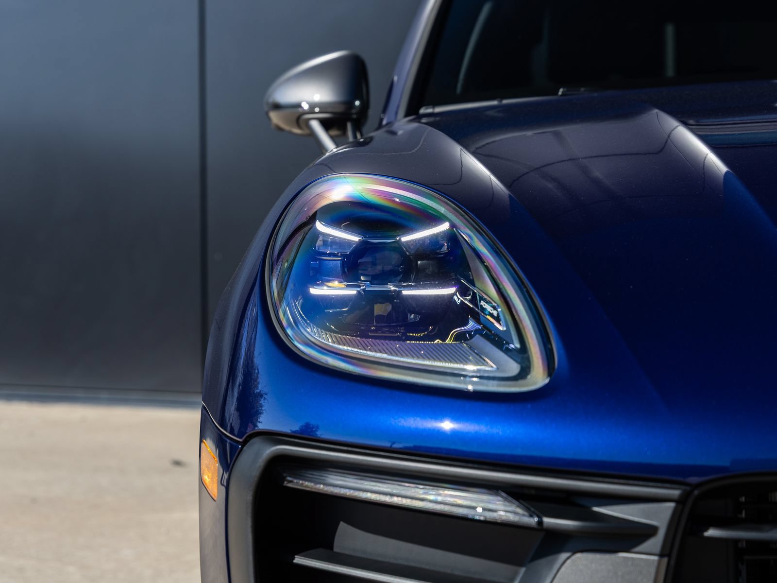 Certified 2026 Porsche Macan Turbo AWD/4WD image 20