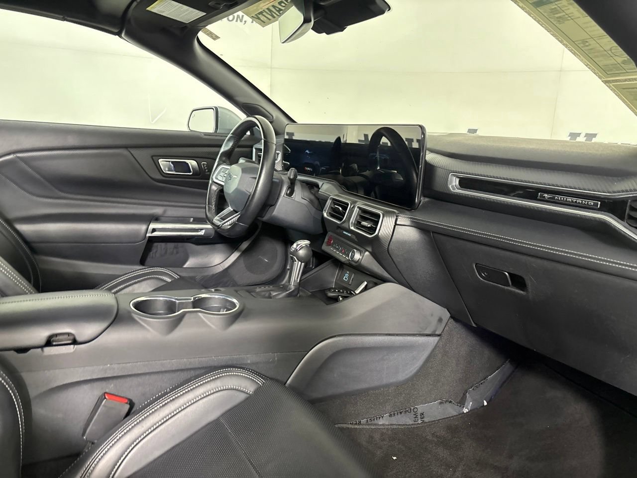 Used 2025 Ford Mustang Premium RWD image 25