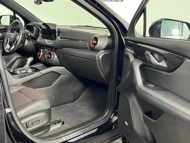Used 2024 Chevrolet Blazer RS w/ Enhanced Convenience Package image 30