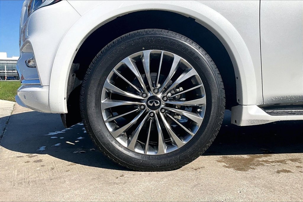 Used 2021 INFINITI QX80 Sensory w/ All-Season Package AWD/4WD image 10
