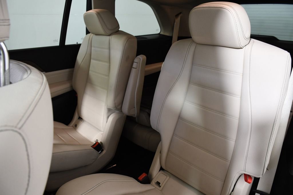 Used 2021 Mercedes-Benz GLS 580 4MATIC image 27