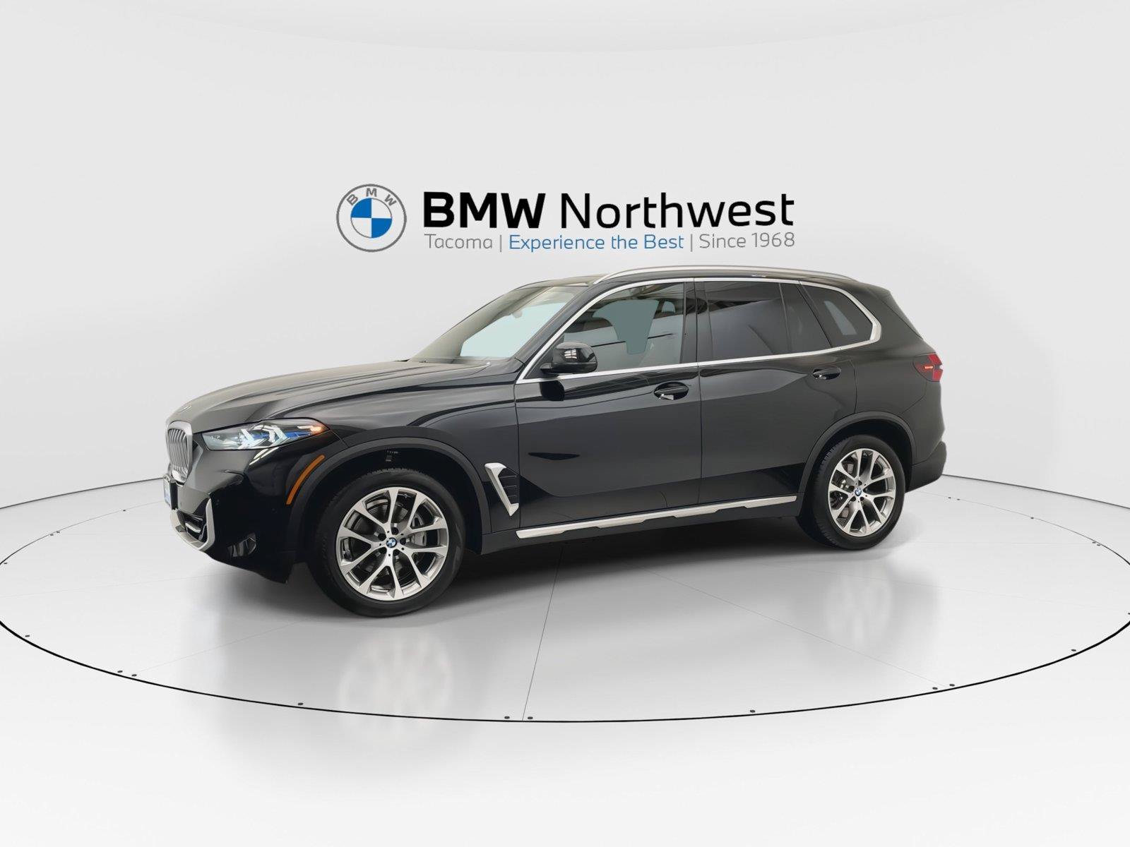 Used 2024 BMW X5 xDrive40i w/ Premium Package AWD/4WD image 10