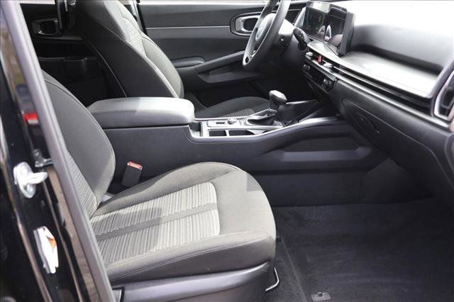 Used 2025 Kia Sorento LX FWD image 28