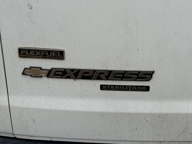 Used 2011 Chevrolet Express 2500 LS image 9