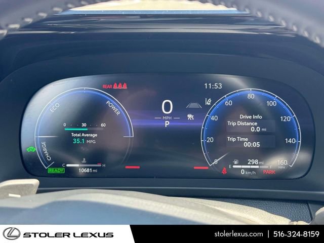 Used 2025 Toyota Crown Signia AWD/4WD image 27