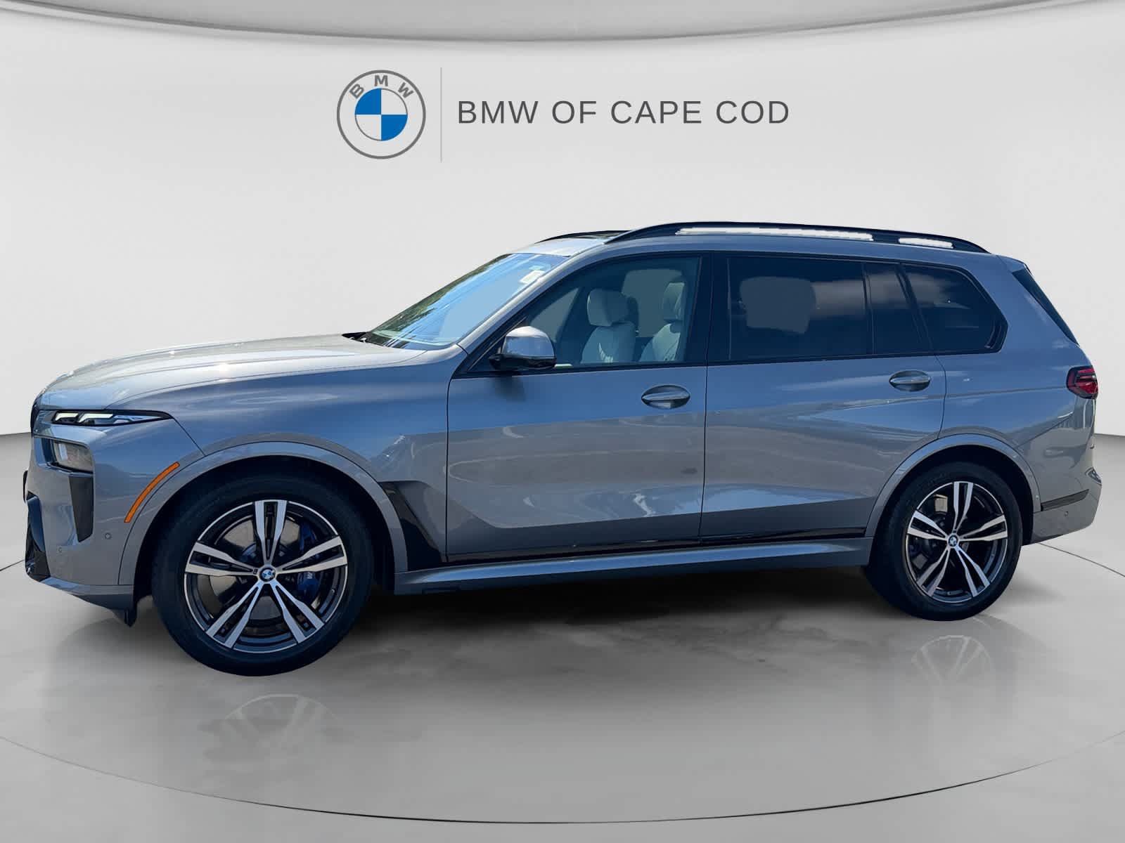 Used 2024 BMW X7 xDrive40i w/ Executive Package AWD/4WD image 4