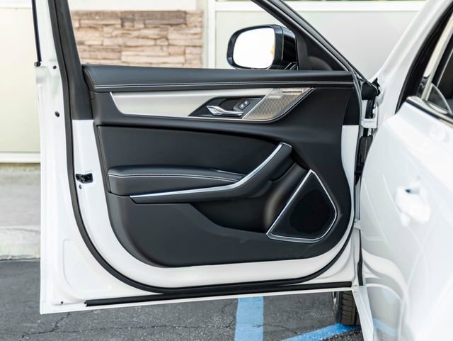 New 2024 Jaguar XF R-Dynamic SE image 13