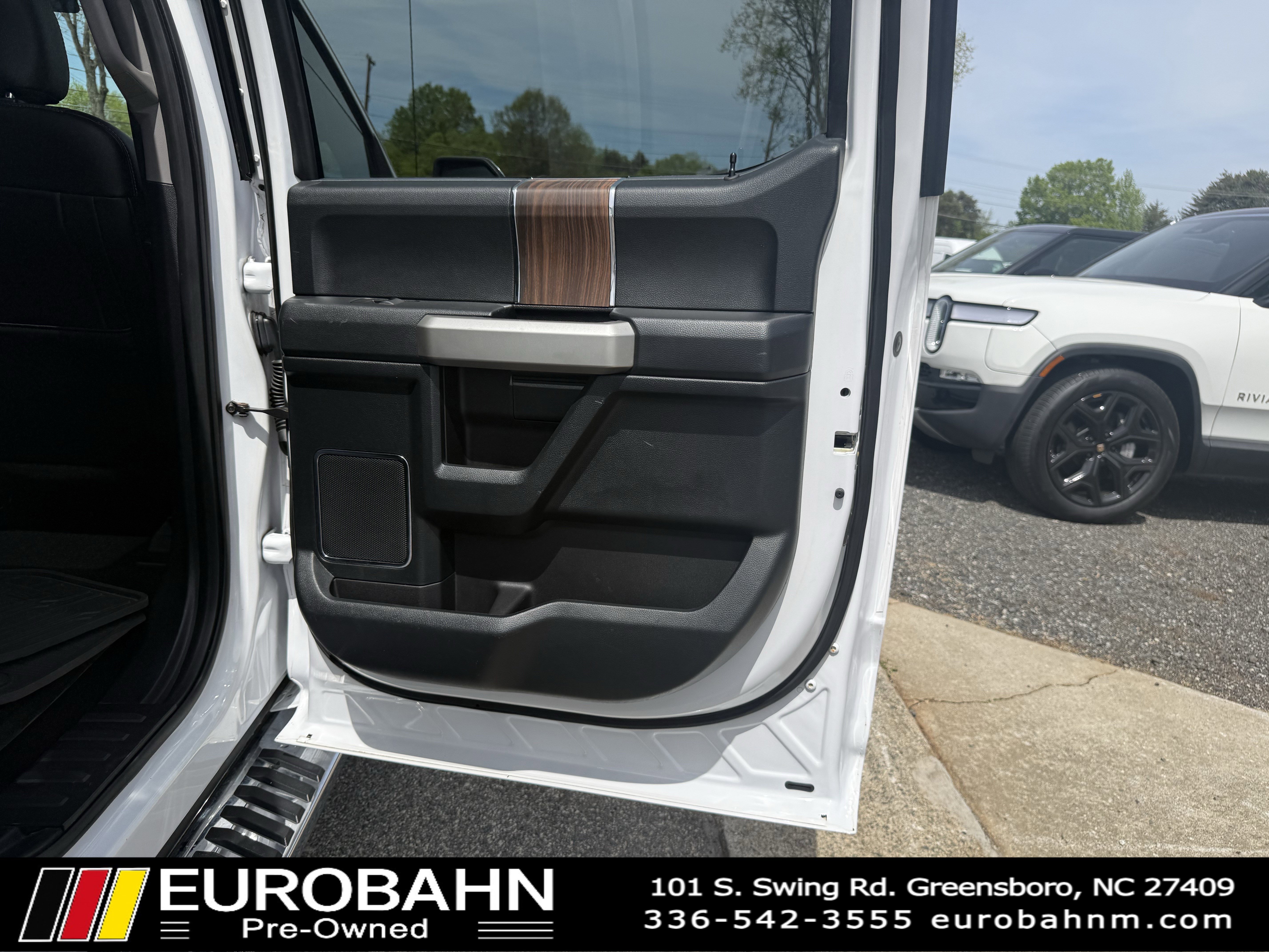 Used 2016 Ford F150 Lariat w/ Equipment Group 502A Luxury image 21