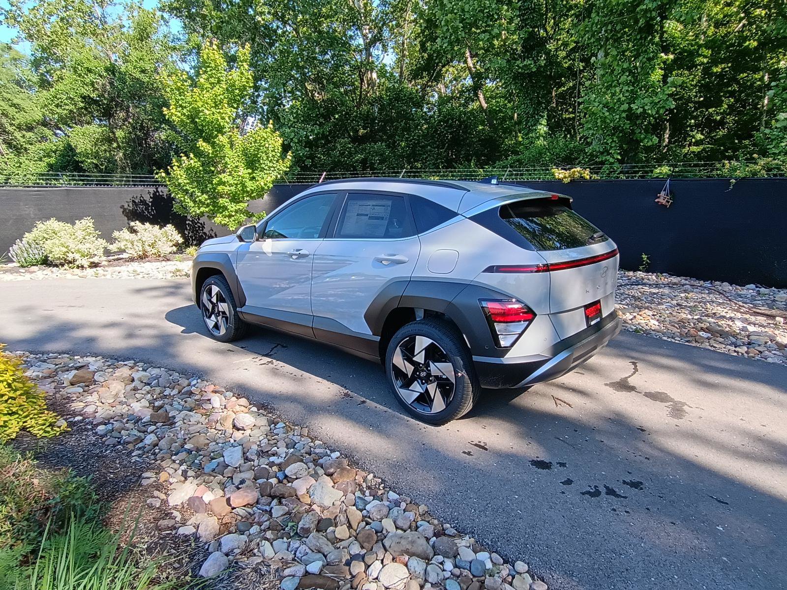 New 2026 Hyundai Kona Limited AWD/4WD image 3