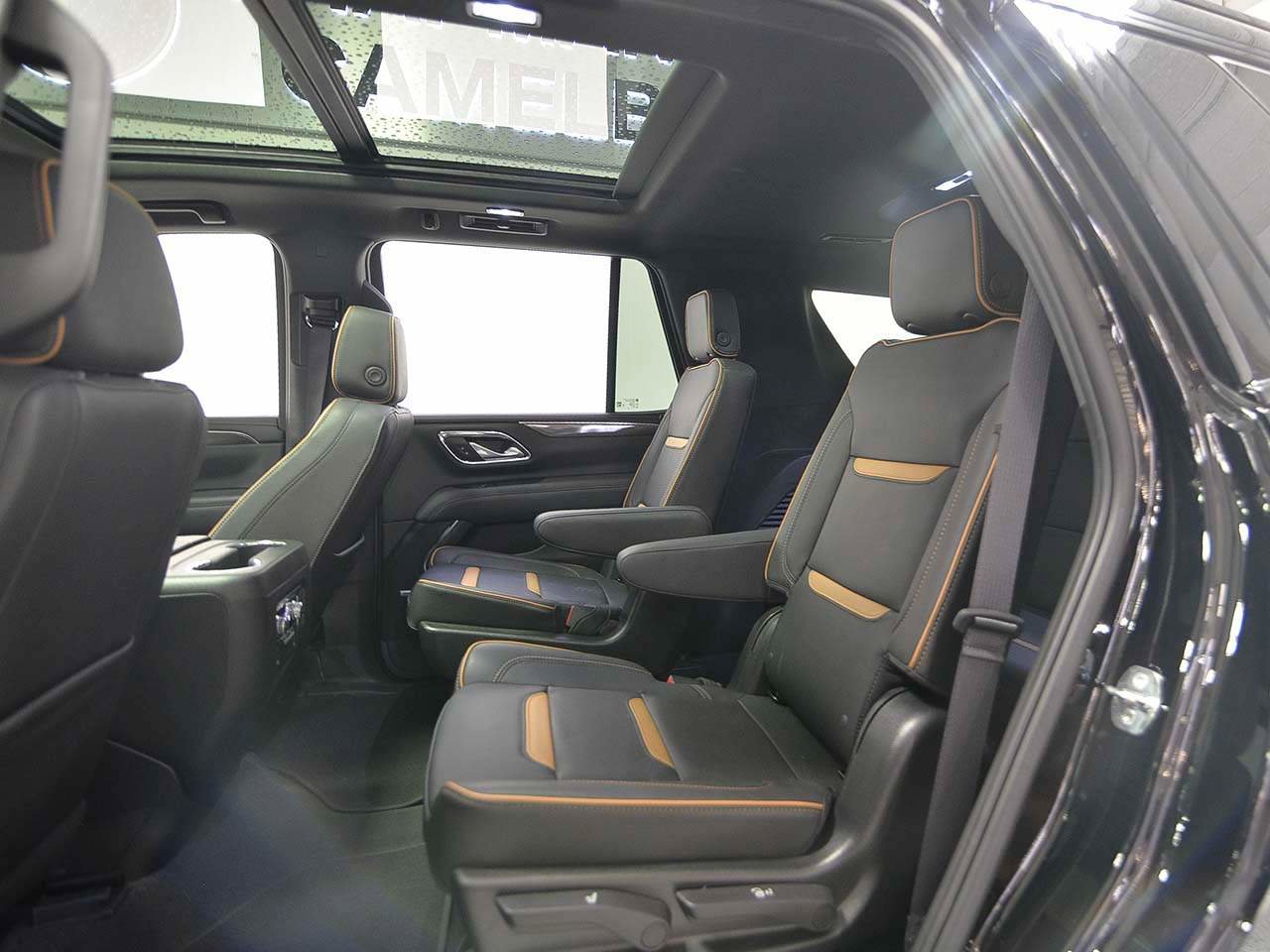 Used 2022 GMC Yukon AT4 image 11