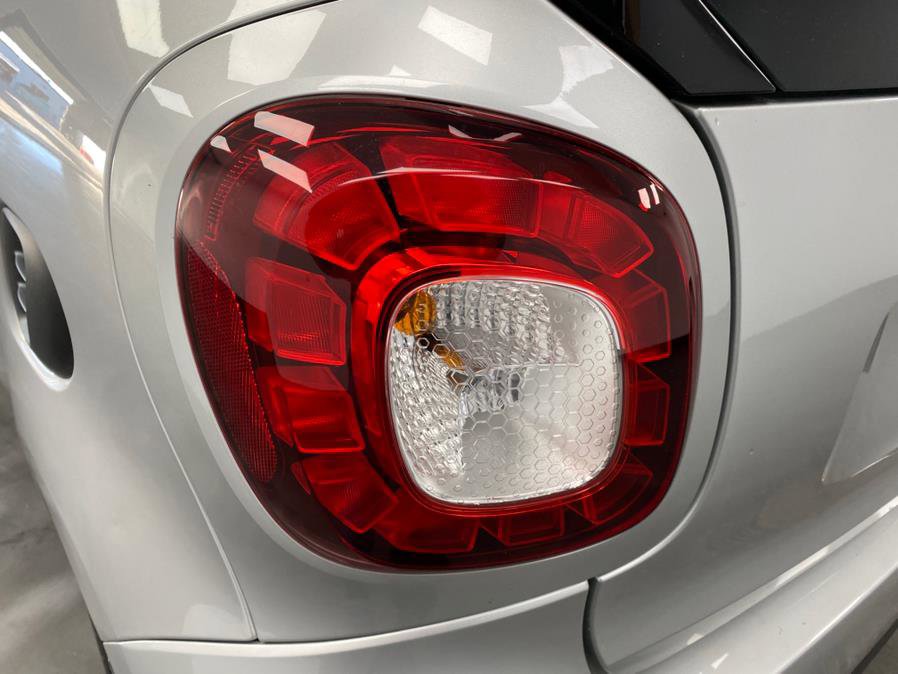 Used 2019 smart fortwo electric drive RWD image 13