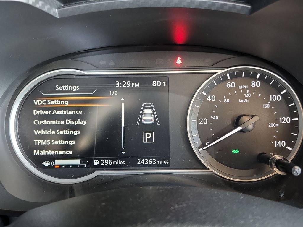 Used 2025 Nissan Versa SV image 25