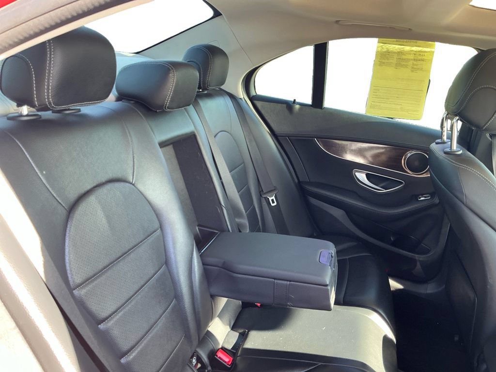 Used 2017 Mercedes-Benz C 300 4MATIC Sedan image 21