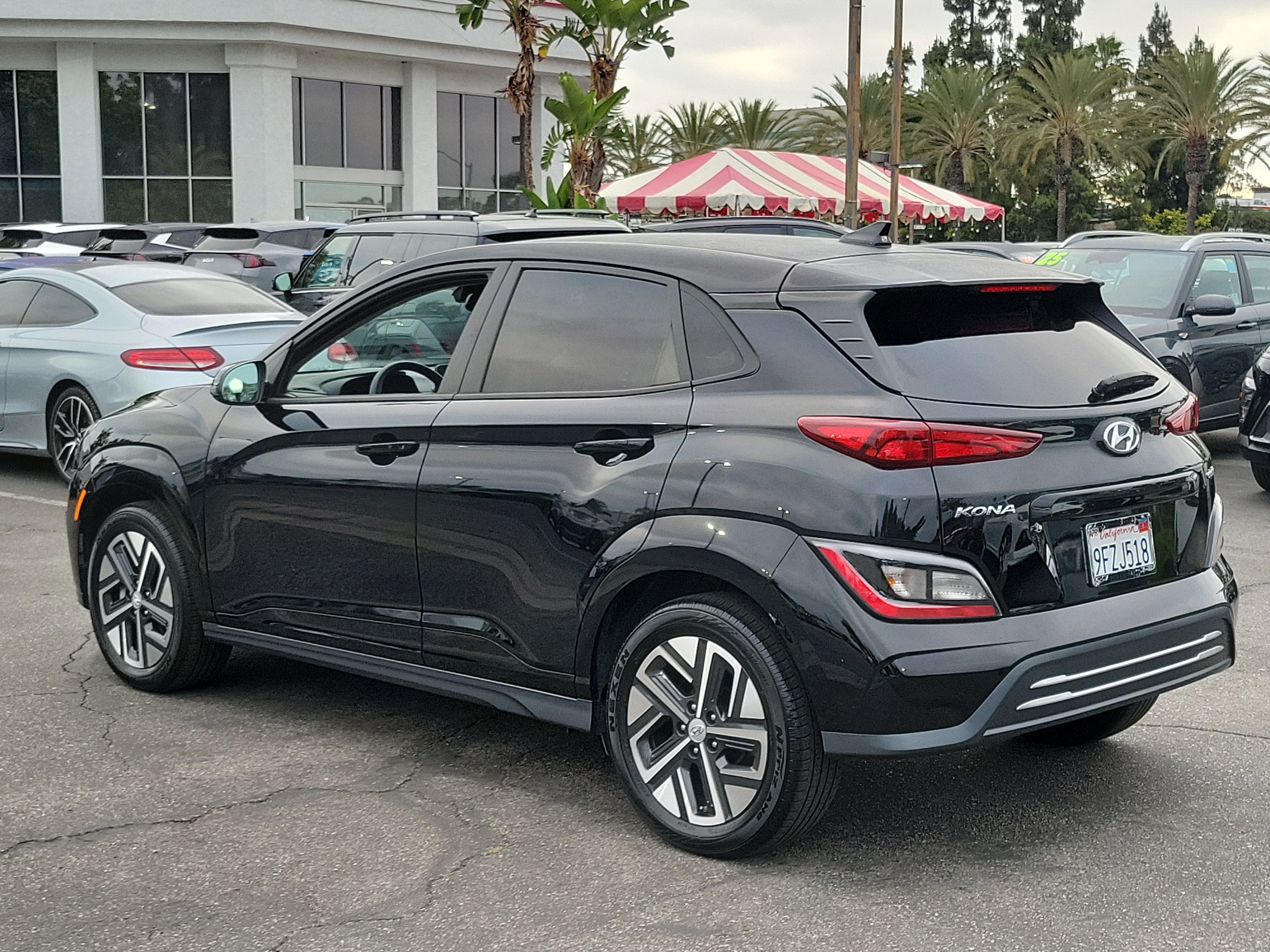 Certified 2023 Hyundai Kona SE w/ Cargo Package FWD image 29