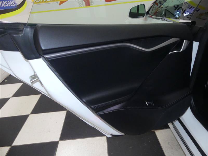 Used 2018 Tesla Model S 100D AWD/4WD image 23