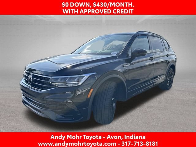 Used 2023 Volkswagen Tiguan SE R-Line AWD/4WD image 4