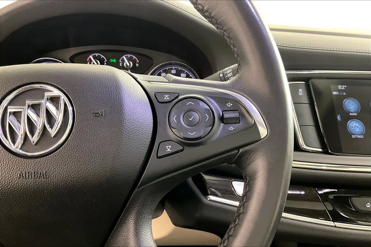 Used 2018 Buick Enclave Essence FWD image 22