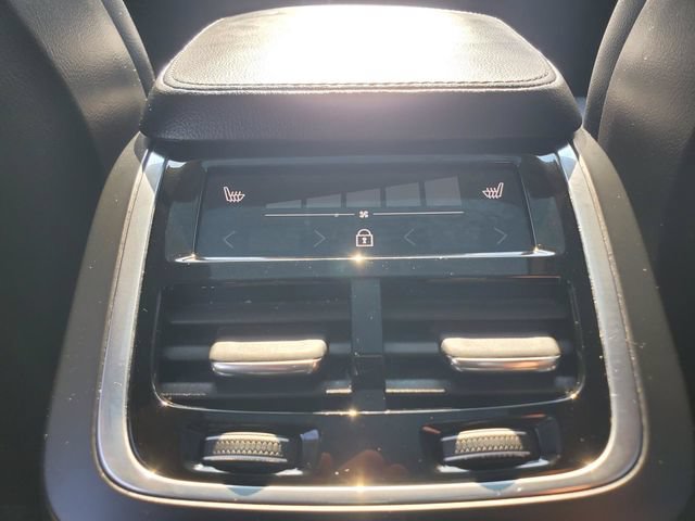 Certified 2023 Volvo XC90 B5 Core w/ Protection Package Premier AWD/4WD image 31