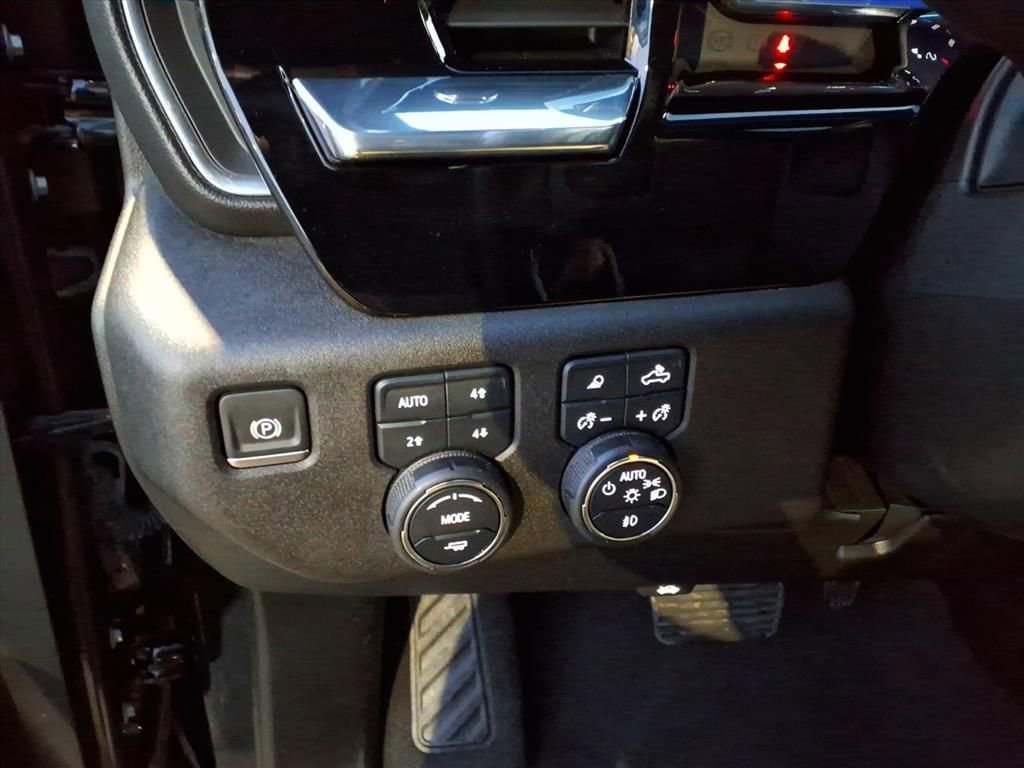Certified 2024 Chevrolet Silverado 2500 High Country AWD/4WD image 21