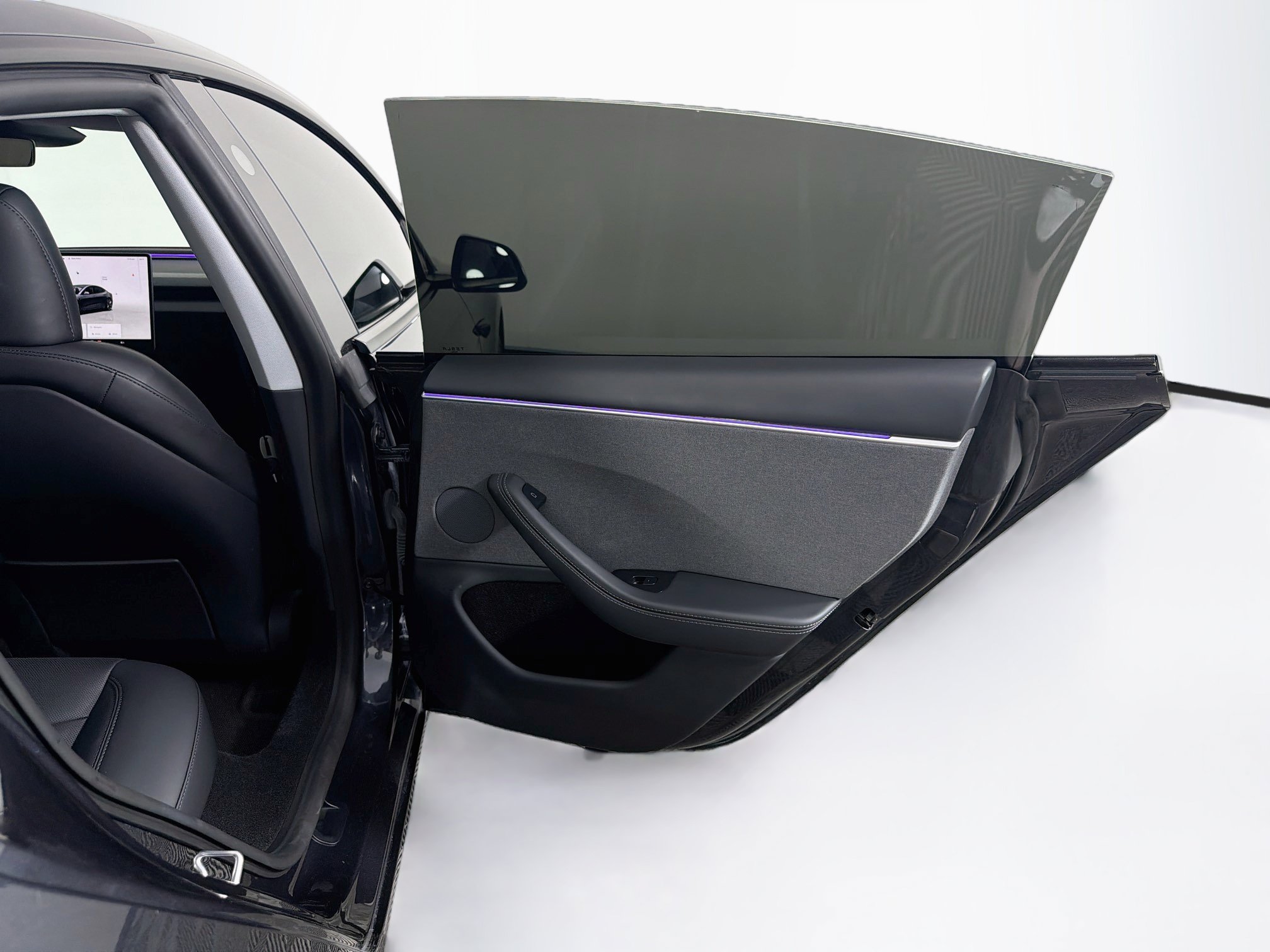 Used 2025 Tesla Model 3 Long Range RWD image 32
