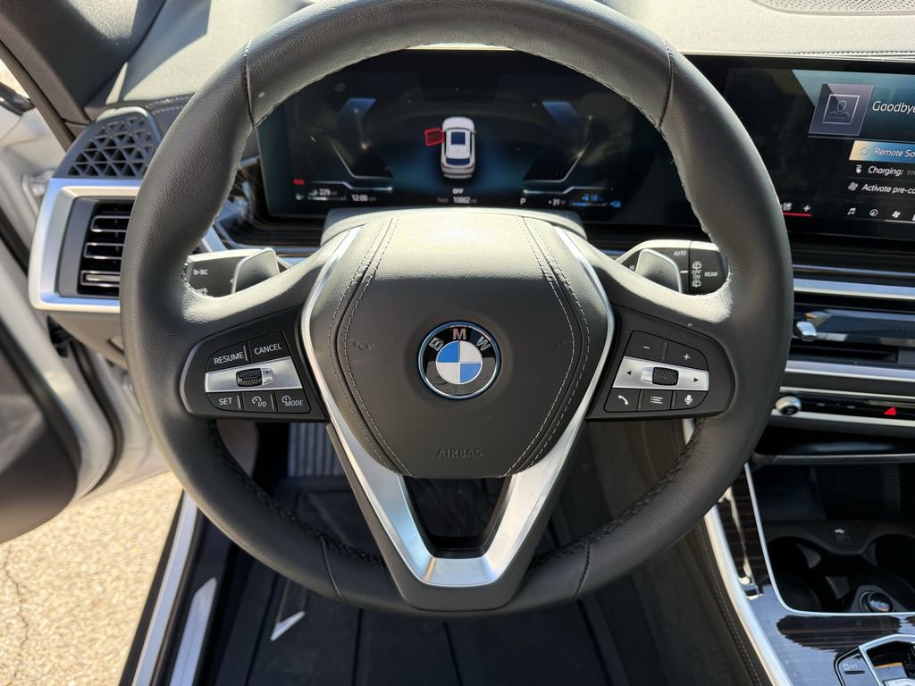 Used 2025 BMW X5 xDrive50e w/ Premium Package image 22