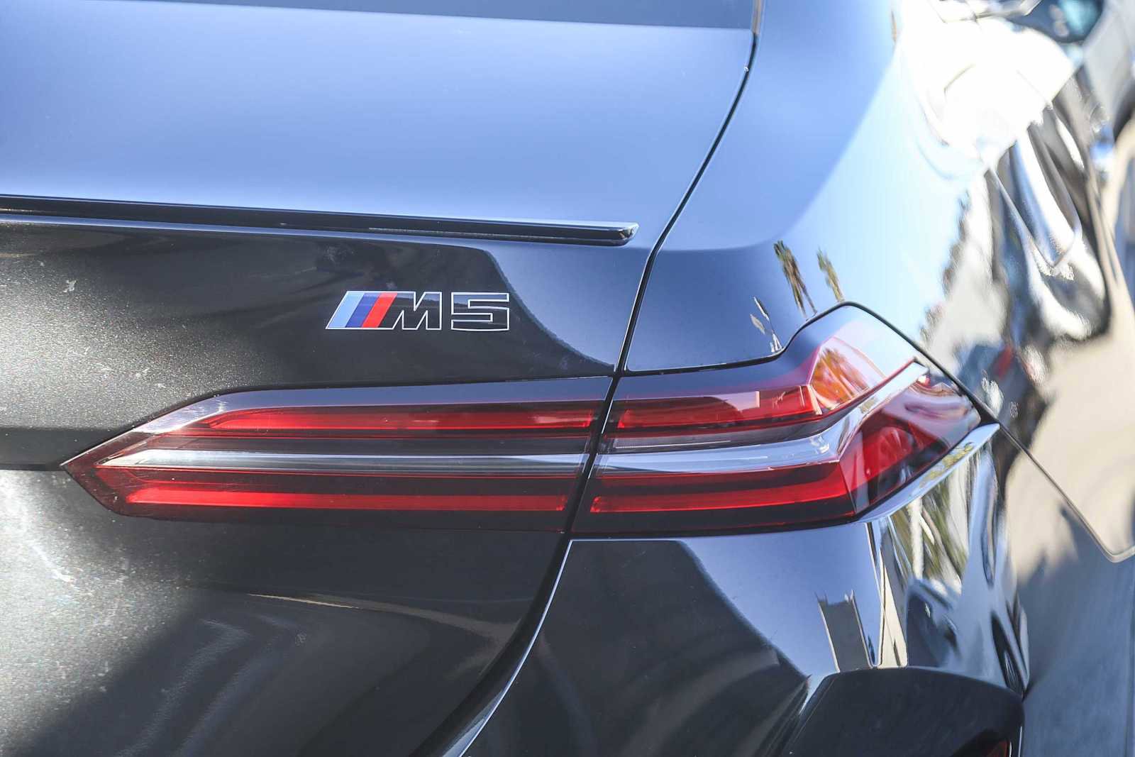New 2026 BMW M5 w/ Executive Package image 7