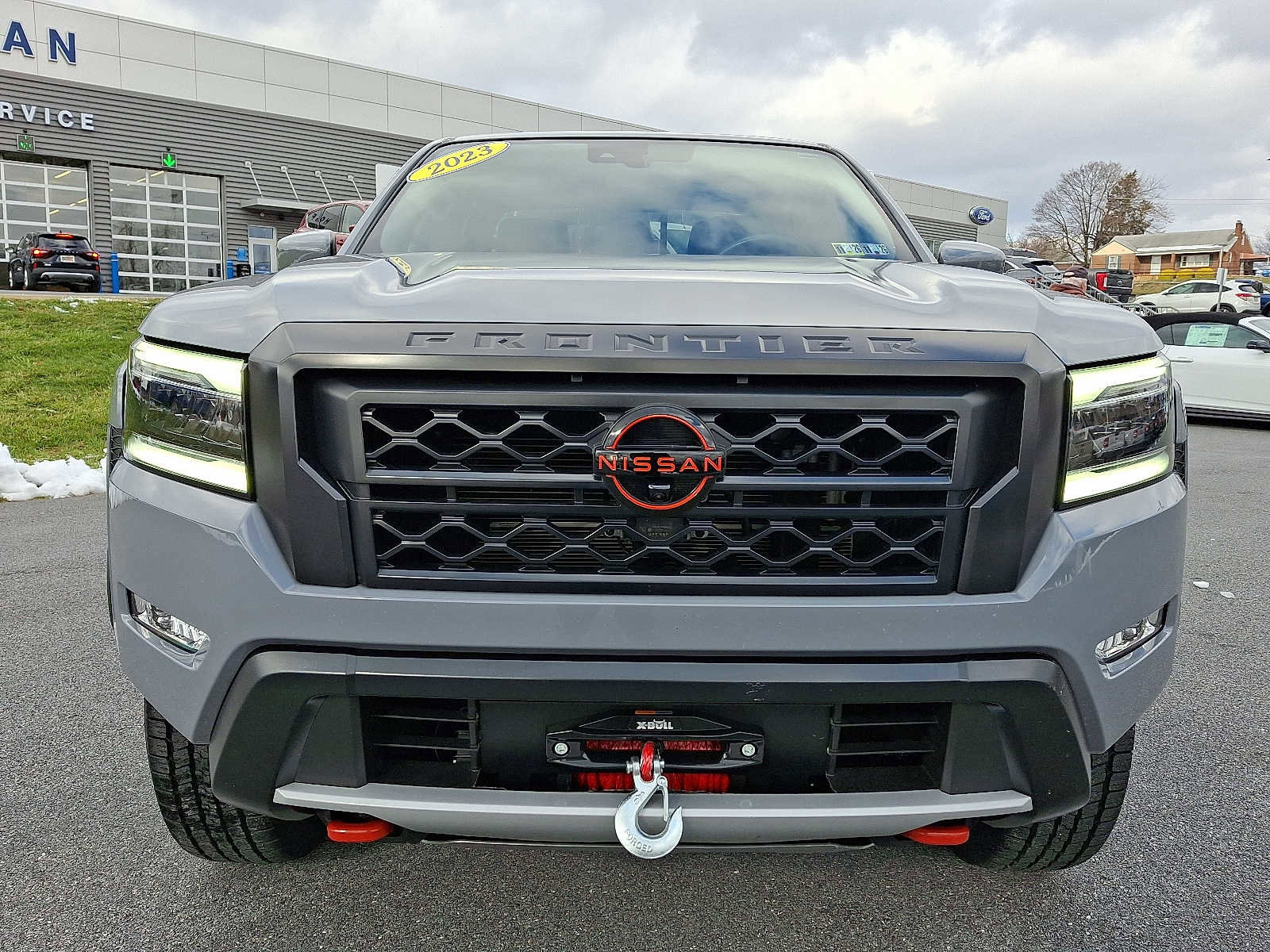 Used 2023 Nissan Frontier PRO-4X w/ Pro Convenience Package image 2