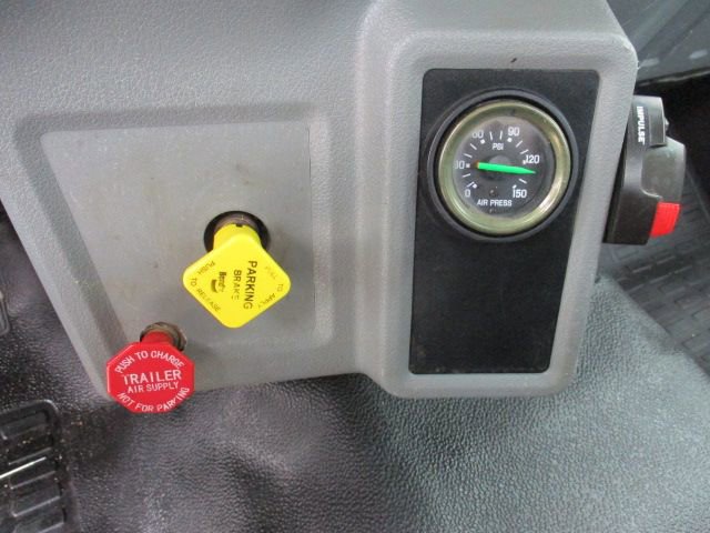 Used 2021 Ford F750 2WD Regular Cab Super Duty image 20