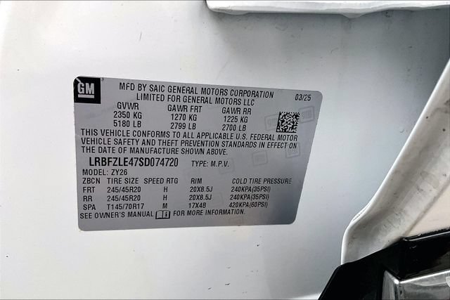 Used 2025 Buick Envision Sport Touring AWD/4WD image 19