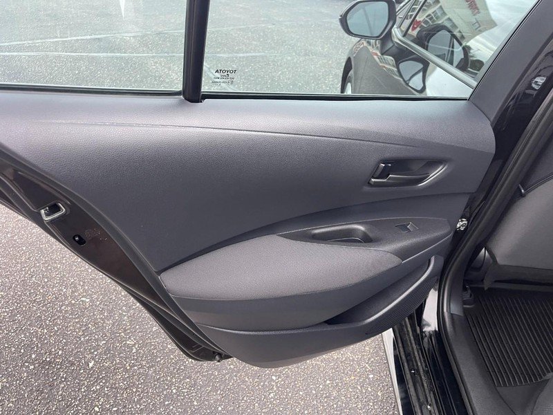 Used 2026 Toyota Corolla LE FWD image 12