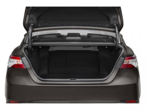 Used 2019 Toyota Camry LE image 12