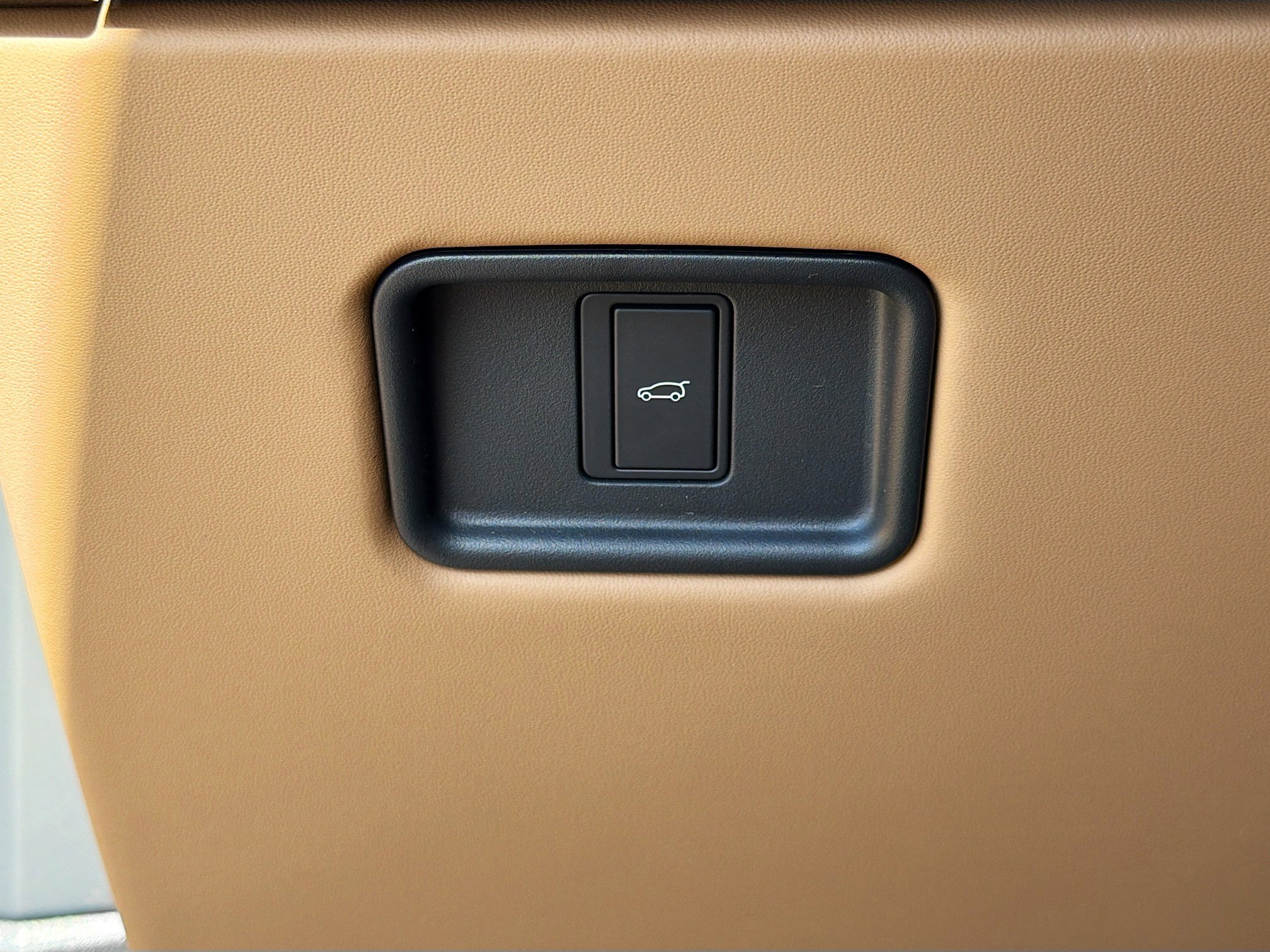 New 2026 Land Rover Range Rover SE image 36