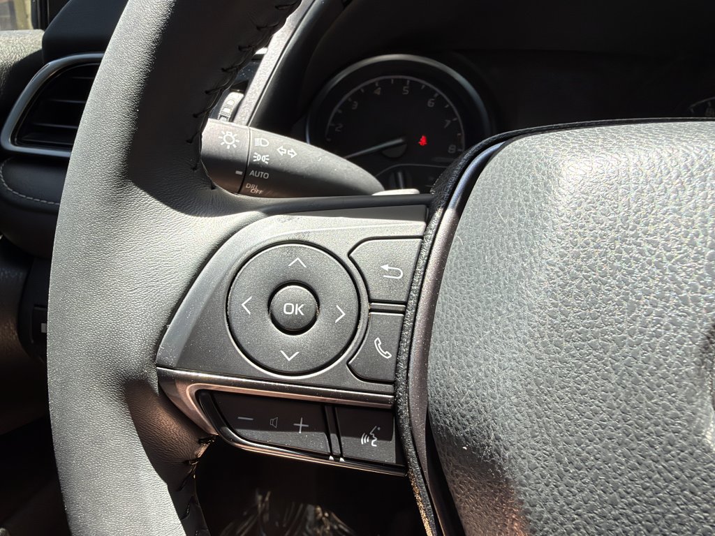 Used 2024 Toyota Camry SE FWD image 26