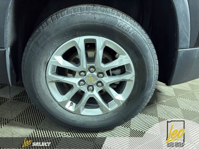 Used 2023 Chevrolet Traverse LS w/ Safety Package FWD image 22