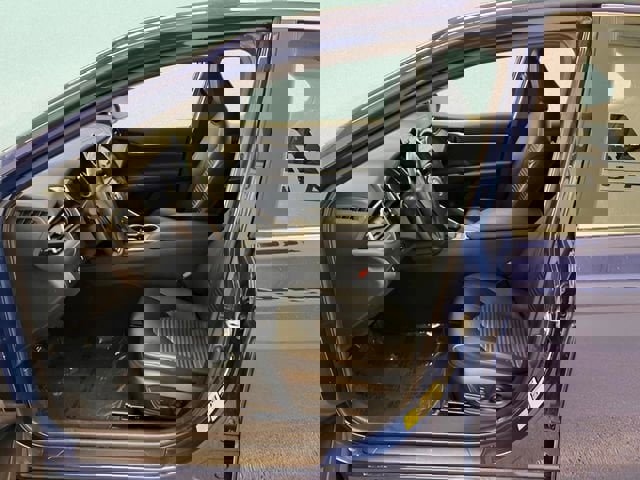 Used 2024 Toyota Camry SE image 18