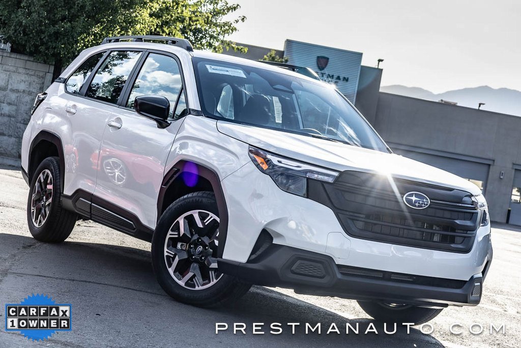Used 2025 Subaru Forester w/ Convenience Package #1