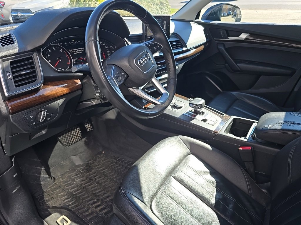 Used 2020 Audi Q5 2.0T Premium w/ Convenience Package image 11