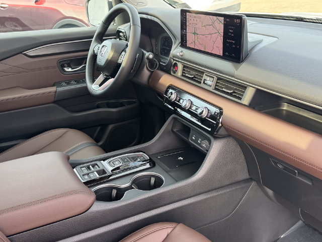 Certified 2026 Honda Pilot Touring image 10