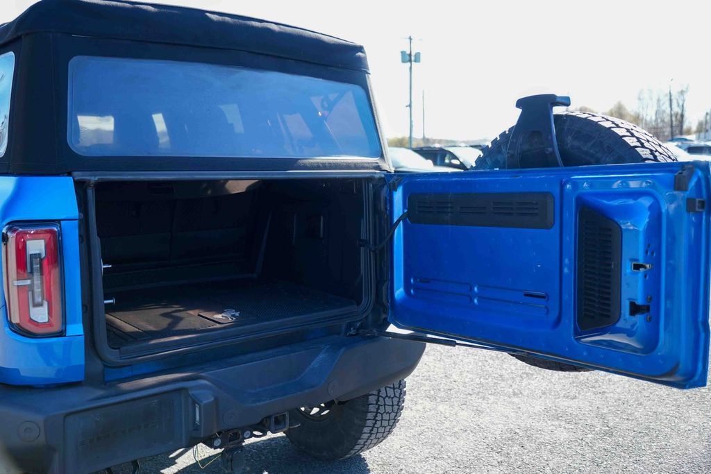 Used 2021 Ford Bronco Outer Banks AWD/4WD image 11