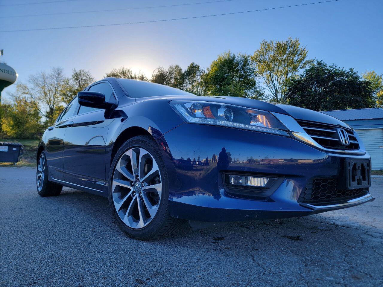 Used 2015 Honda Accord Sport image 1