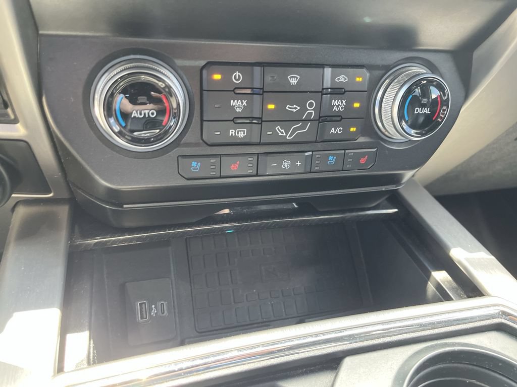 Used 2020 Ford F250 Platinum w/ FX4 Off-Road Package AWD/4WD image 19