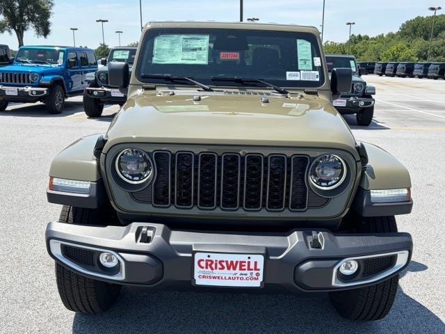 New 2026 Jeep Gladiator Sport AWD/4WD image 10