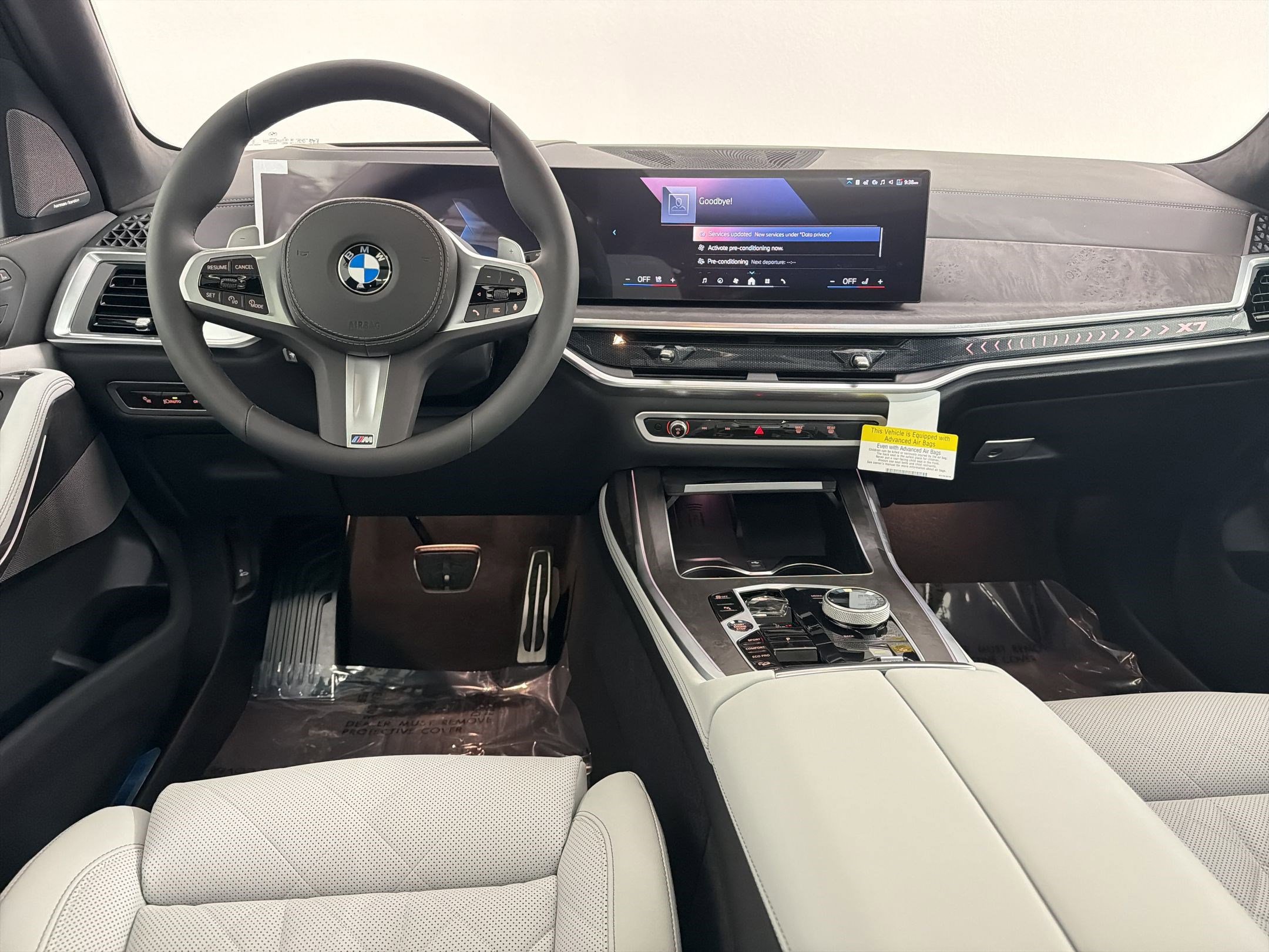 New 2026 BMW X7 xDrive40i w/ M Sport Package AWD/4WD image 24