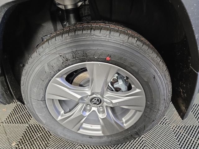 New 2025 Toyota RAV4 XLE image 12