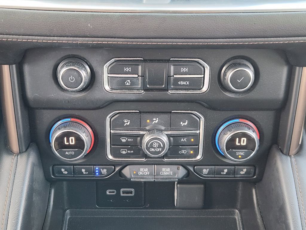 Used 2021 Chevrolet Tahoe High Country w/ Premium Package RWD image 19