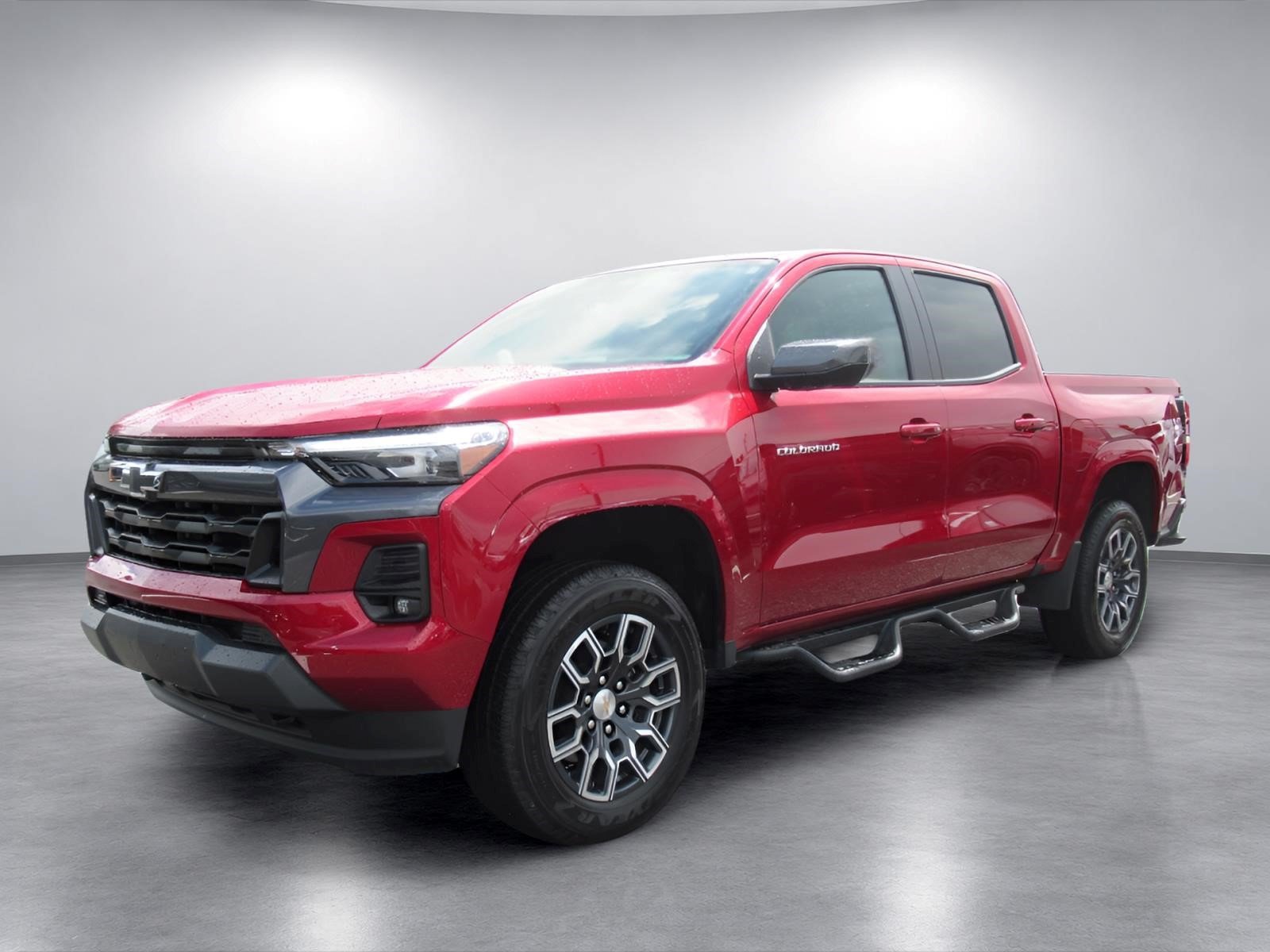 Used 2024 Chevrolet Colorado LT w/ LT Convenience Package III AWD/4WD image 3