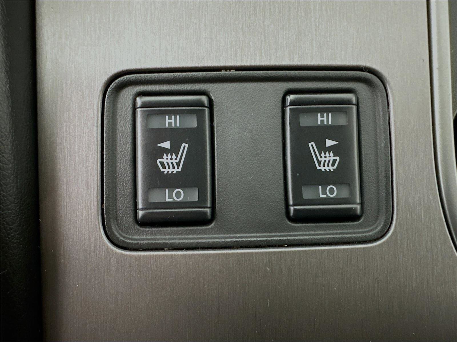 Used 2024 Nissan Murano SV AWD/4WD image 16