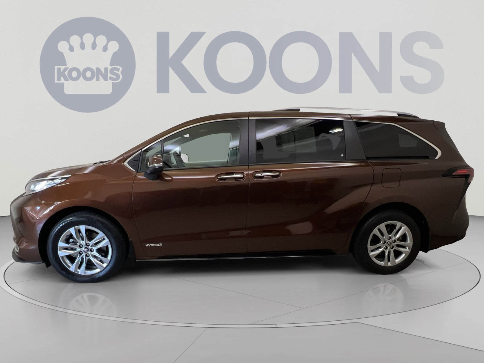 Used 2021 Toyota Sienna Limited FWD image 5