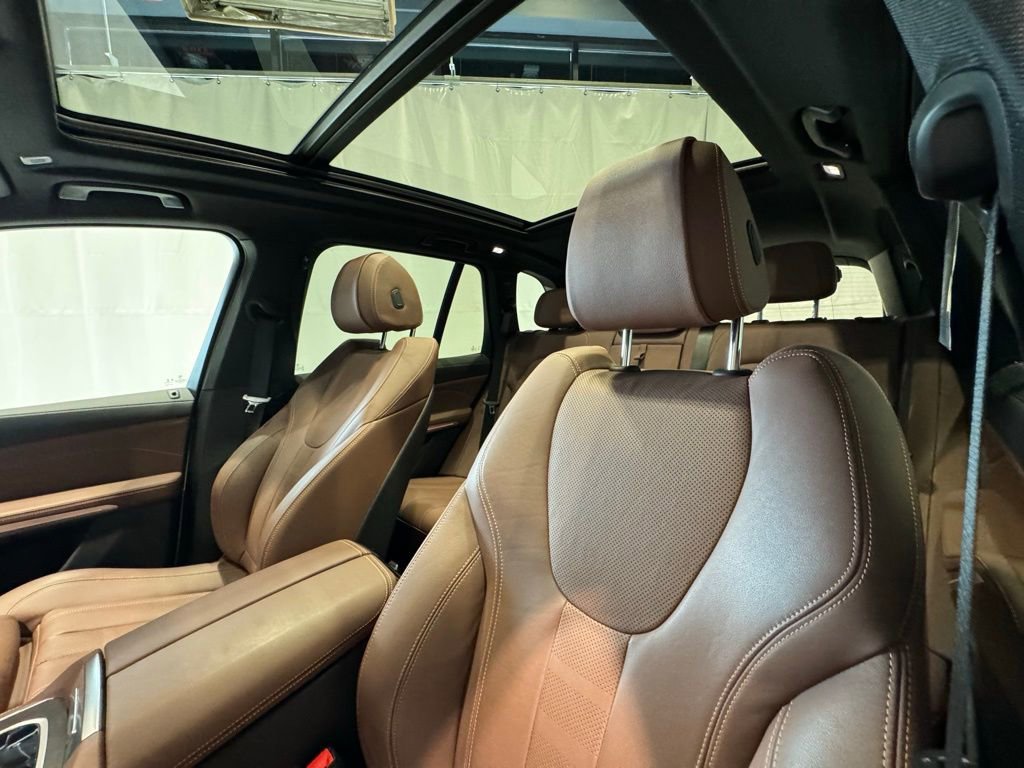 Used 2022 BMW X5 xDrive40i w/ M Sport Package image 20
